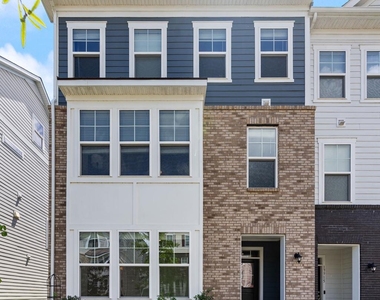 17713 Longspur Cove Lane - Photo Thumbnail 2
