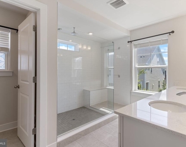 17713 Longspur Cove Lane - Photo Thumbnail 31