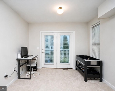 601 Percy Place - Photo Thumbnail 5