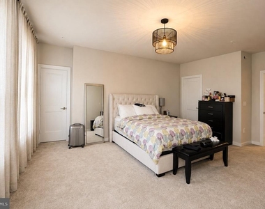 601 Percy Place - Photo Thumbnail 7