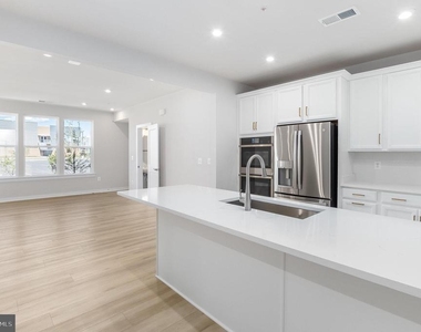 44514 Wolfhound Square - Photo Thumbnail 11