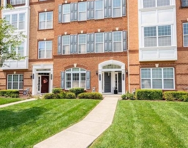 23654 Hopewell Manor Terrace - Photo Thumbnail 5