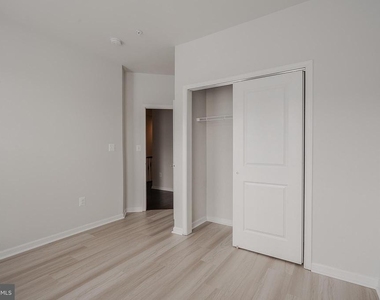 23654 Hopewell Manor Terrace - Photo Thumbnail 34