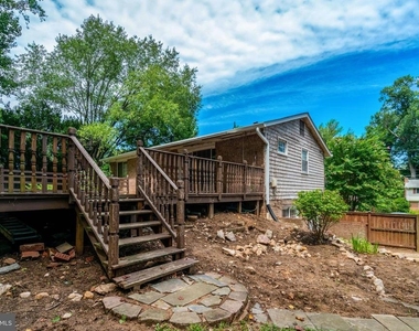 8527 Parliament Drive - Photo Thumbnail 39
