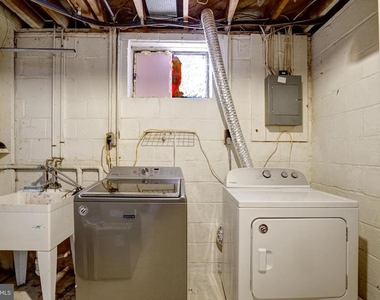 8527 Parliament Drive - Photo Thumbnail 34