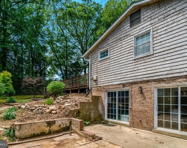 8527 Parliament Drive - Photo Thumbnail 38