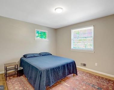 8527 Parliament Drive - Photo Thumbnail 26
