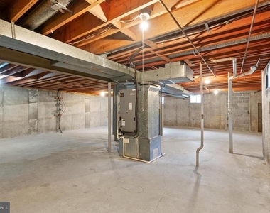 8902 Huxley Court - Photo Thumbnail 66