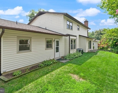 8902 Huxley Court - Photo Thumbnail 74