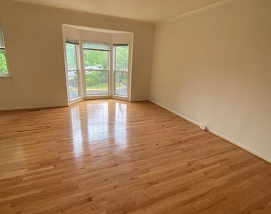 2560 Belcroft Place - Photo Thumbnail 5