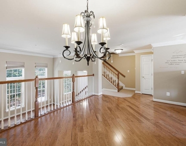 4473 Beacon Grove Circle - Photo Thumbnail 11