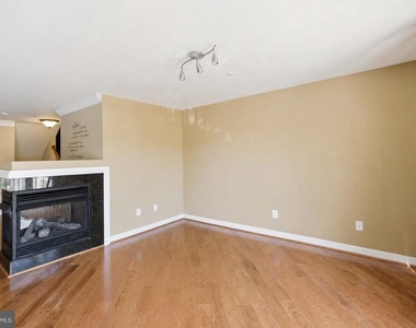 4473 Beacon Grove Circle - Photo Thumbnail 17