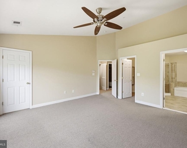 4473 Beacon Grove Circle - Photo Thumbnail 26
