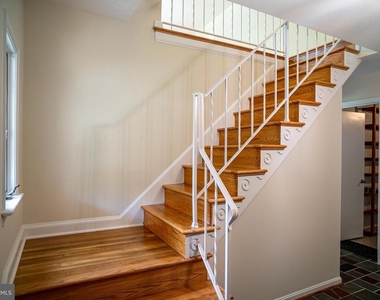 5012 Larno Drive - Photo Thumbnail 22
