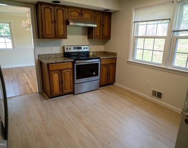 5012 Larno Drive - Photo Thumbnail 29