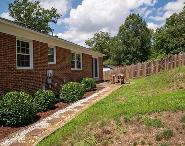 5012 Larno Drive - Photo Thumbnail 57