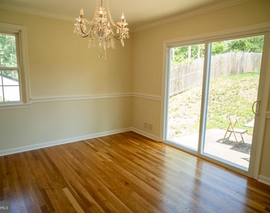 5012 Larno Drive - Photo Thumbnail 34