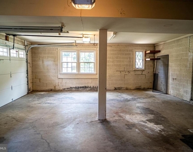 5012 Larno Drive - Photo Thumbnail 21