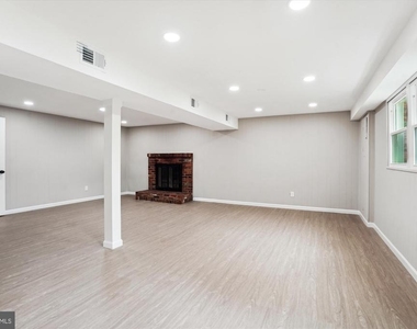 2226 Westwood Place - Photo Thumbnail 22