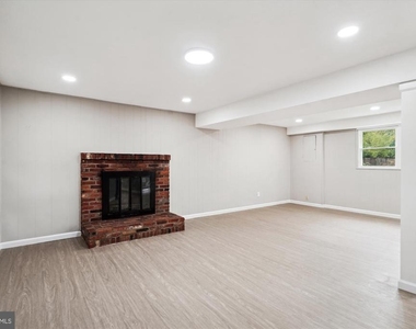 2226 Westwood Place - Photo Thumbnail 23
