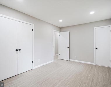 2226 Westwood Place - Photo Thumbnail 11