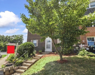 9904 Hagel Circle - Photo Thumbnail 29