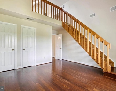 2041 Westmoreland Street - Photo Thumbnail 30