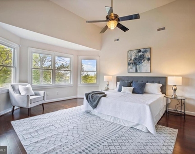 2041 Westmoreland Street - Photo Thumbnail 21