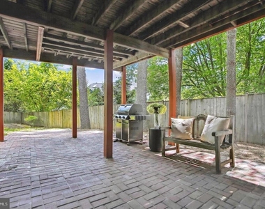 2041 Westmoreland Street - Photo Thumbnail 50
