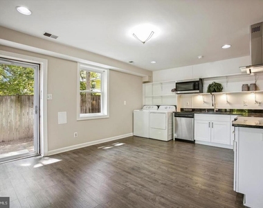 2041 Westmoreland Street - Photo Thumbnail 40