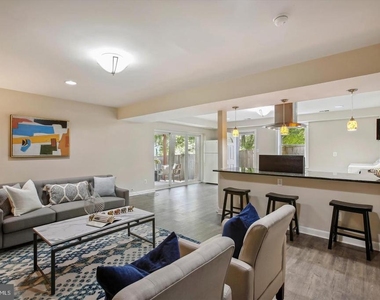 2041 Westmoreland Street - Photo Thumbnail 36