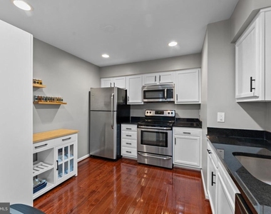 7501 Ashby Lane - Photo Thumbnail 7