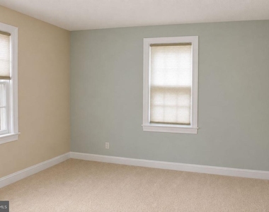 324 W Asher W - Photo Thumbnail 7