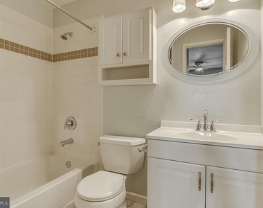 3305 Wyndham Circle - Photo Thumbnail 18