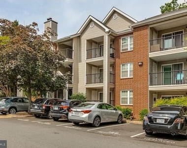 3305 Wyndham Circle - Photo Thumbnail 2