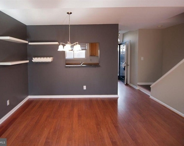 1566 Garden Court - Photo Thumbnail 6