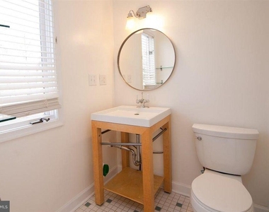 1566 Garden Court - Photo Thumbnail 13