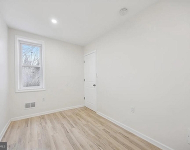 2615 Earp Street - Photo Thumbnail 16