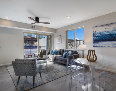 1825 Callowhill Street - Photo Thumbnail 8