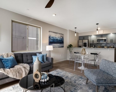 1825 Callowhill Street - Photo Thumbnail 14