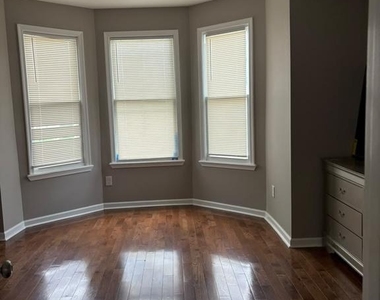 5932 Walnut Street - Photo Thumbnail 3
