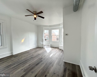 1801 W Erie Avenue - Photo Thumbnail 4