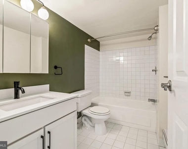 1500 Locust Street - Photo Thumbnail 20
