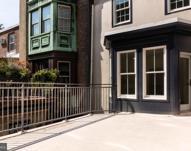 327 S 16th Street - Photo Thumbnail 10