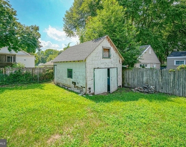 21 21 & 23 Harding Avenue - Photo Thumbnail 39
