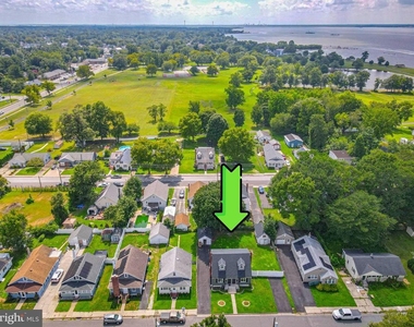 21 21 & 23 Harding Avenue - Photo Thumbnail 4