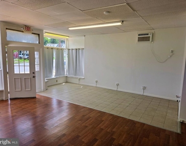 1125 Prospect Street - Photo Thumbnail 2
