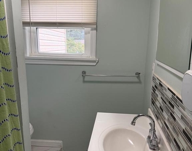 607 2nd Ave, Unit B - Photo Thumbnail 8
