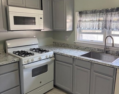 607 2nd Ave, Unit A - Photo Thumbnail 2