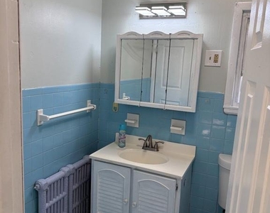 607 2nd Ave, Unit A - Photo Thumbnail 8